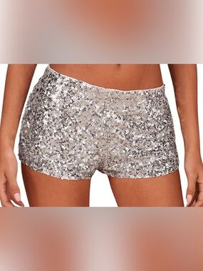 Shenhe Silver Sequin Party Shorts – Women’s Size Medium